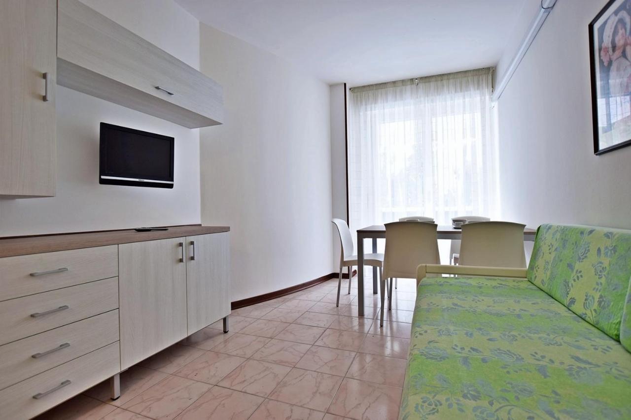 Condominio Luna 1 Линьяно-Саббьядоро Экстерьер фото