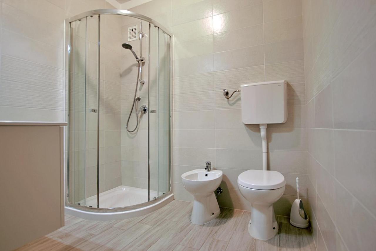 Condominio Luna 1 Линьяно-Саббьядоро Экстерьер фото